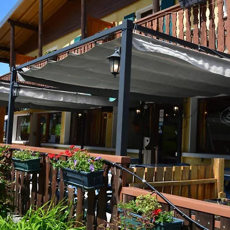 Hotel Les Domes De Miage